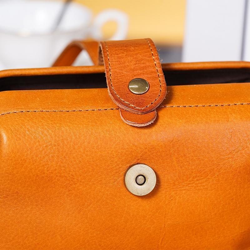 Bolsa Feminina de Couro - Rafaelly